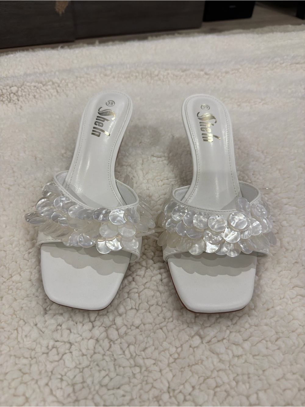 SHEIN White Pearl-Effect Slide Mules